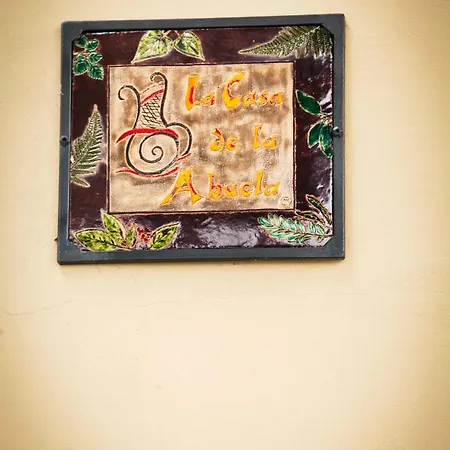 La Casa De La Abuela Milagros